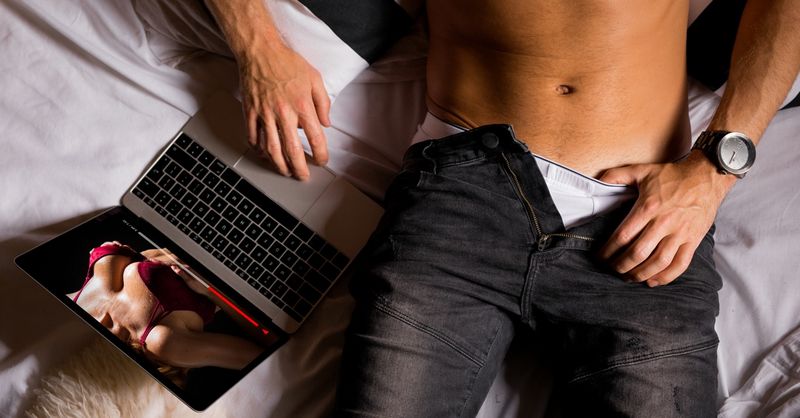 Pourquoi la pornographie amateur domine-t-elle ? Dévoiler la crédibilité qui&rsquo; s Mélanger le marché pornographique